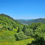 Datcha Anastasia بيت ضيافة