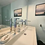 Datcha Anastasia بيت ضيافة 3*