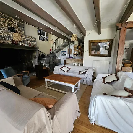 Datcha Anastasia Pensionat Besse-et-Saint-Anastaise