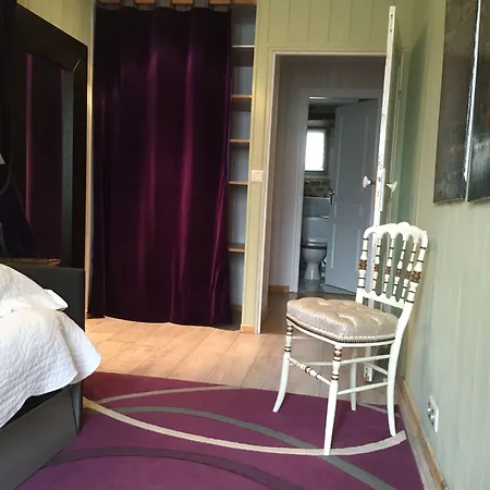 Datcha Anastasia Pensionat Besse-et-Saint-Anastaise